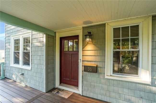 Building Photo - 36 Mt Hope Ave