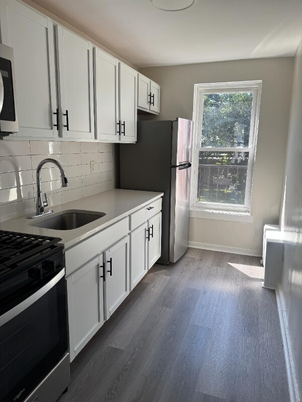 Building Photo - 676 Park Ave