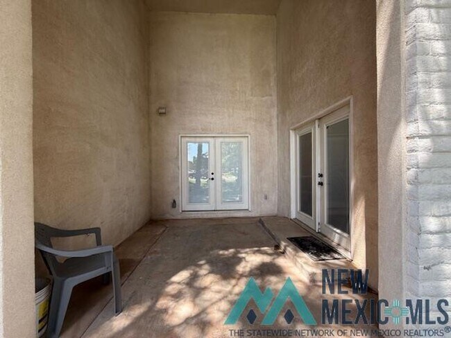 Building Photo - 920 Colonial Pkwy