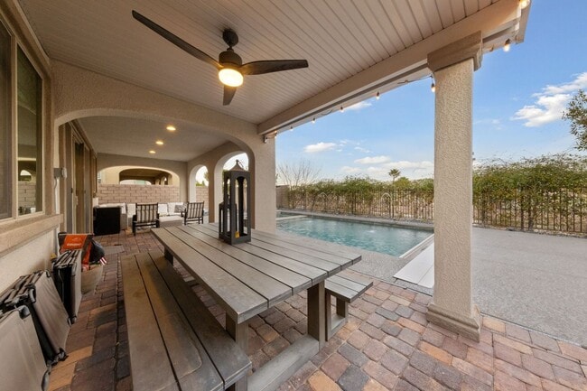 Building Photo - Luxury Dream Home with Unmatched Views and Resort-Style Amenities