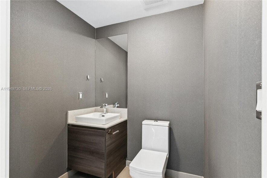 Building Photo - 1080 Brickell Ave