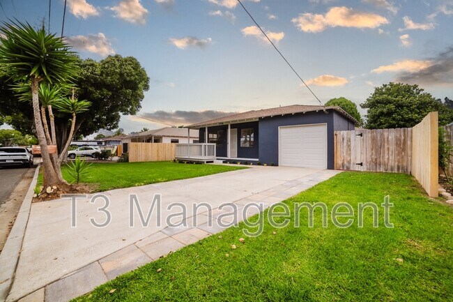 Building Photo - 1734 Serrano St