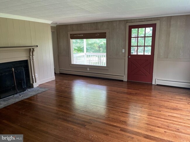 Building Photo - 5646 Merry Oaks Rd