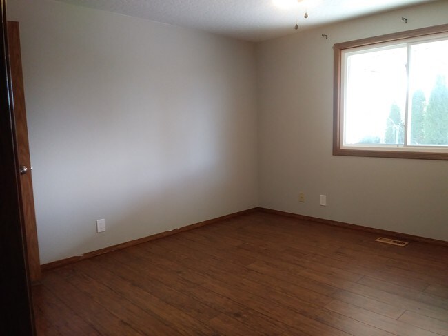 Building Photo - 5656 S Onaga Pl