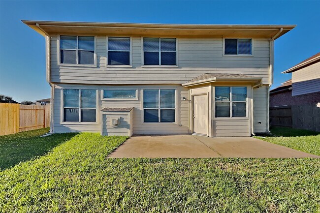 Building Photo - 21122 Covington Bridge Ln