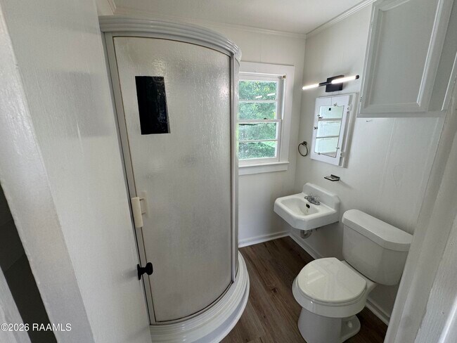 Building Photo - 206 Guilbeau Rd