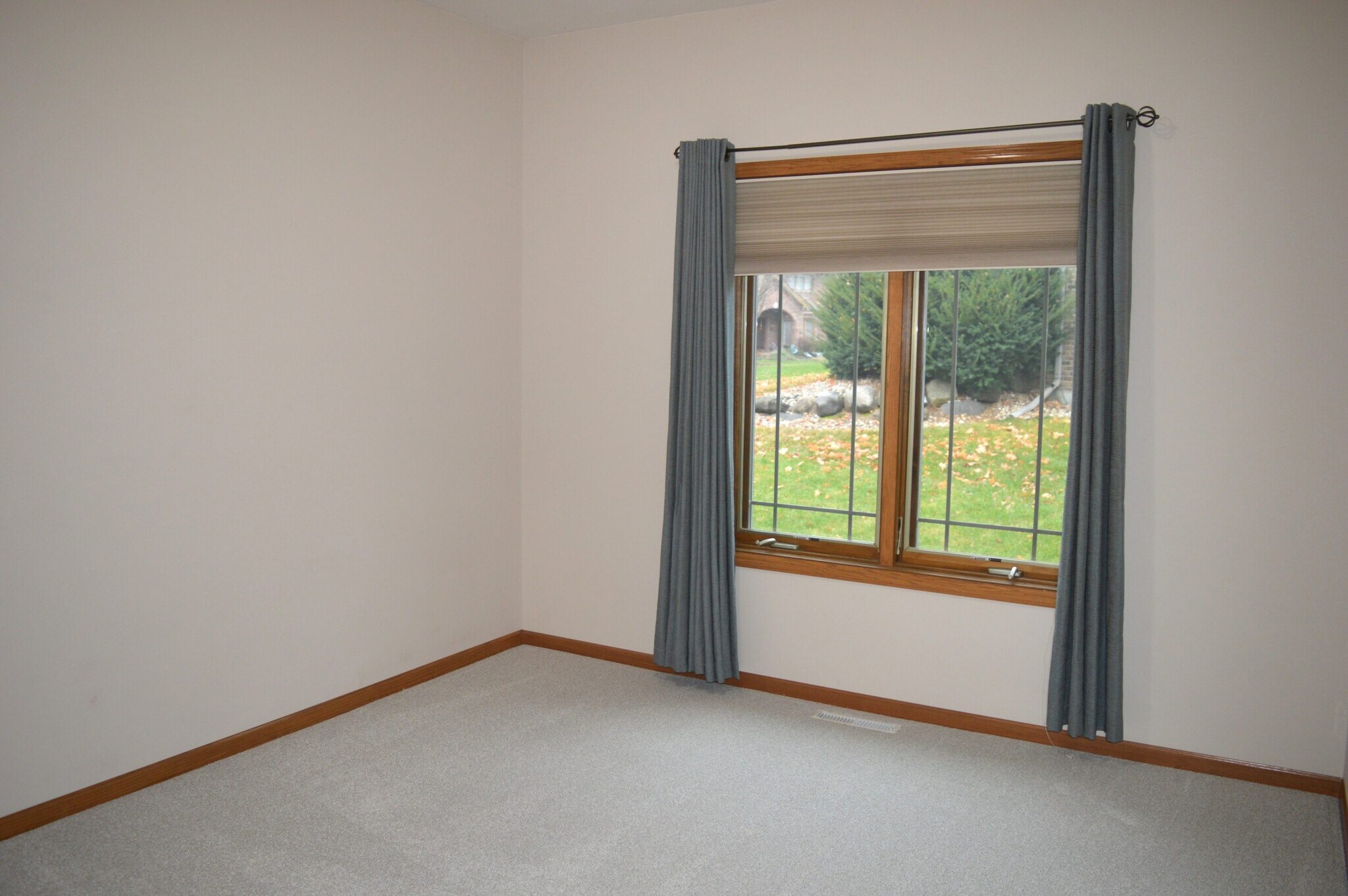 Building Photo - 7541 Red Fox Trl