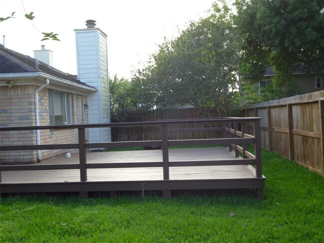 Building Photo - 3243 Battle Ridge Ln