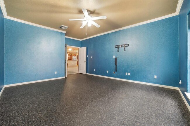 Building Photo - 340 Grafton Ln