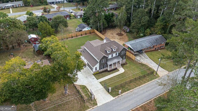 Building Photo - 6651 Malvin Dr