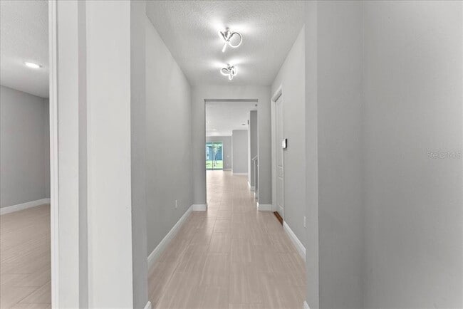 Building Photo - 19105 Planetree St