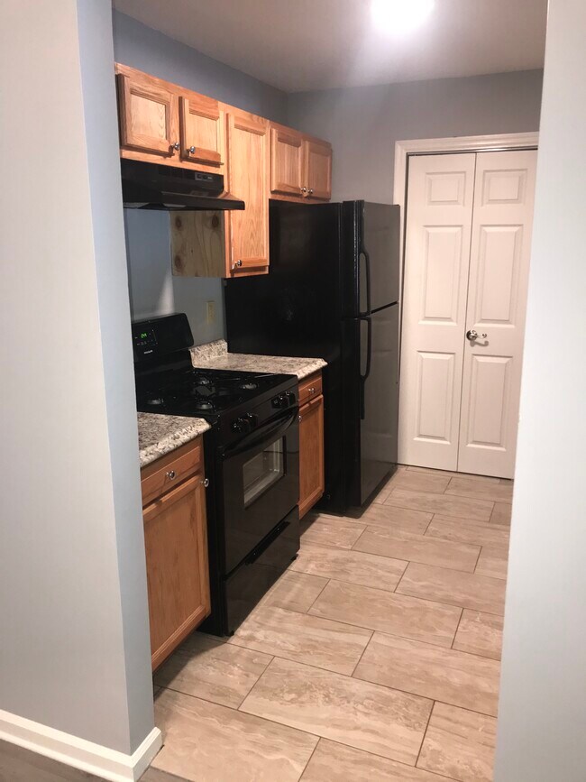 Building Photo - 712 Ridge Creek Dr