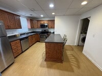 Building Photo - 1518 Park Ave