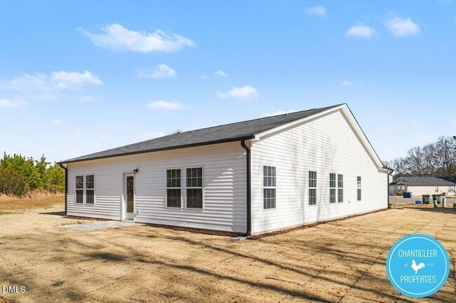 Building Photo - 66705 Hardwick Ln