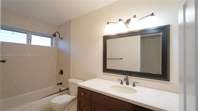 Building Photo - 9220 SW 103rd Ave