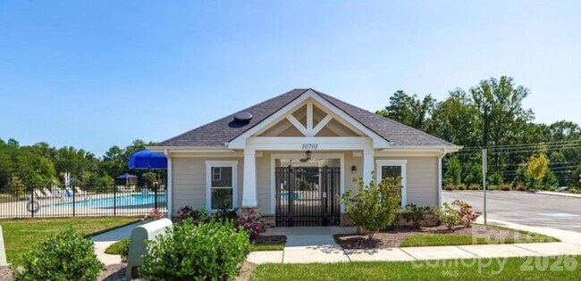 Building Photo - 10749 Adair Wds Dr