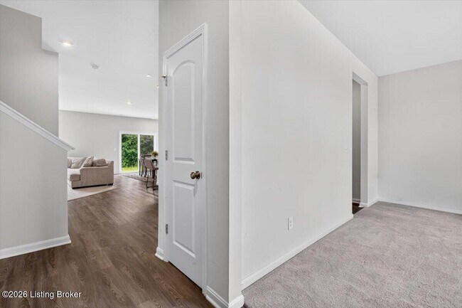 Building Photo - 1034 Dry Run Ct