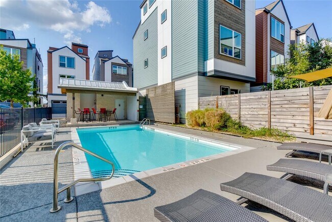Building Photo - 1413 Waterloo Shore Ln