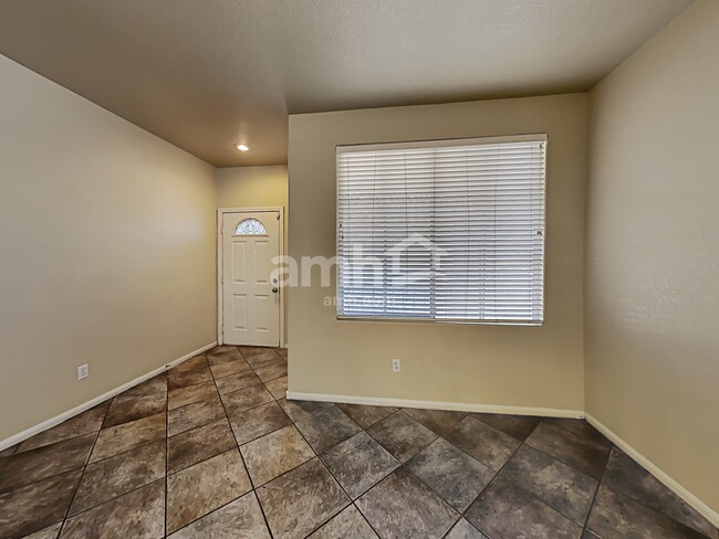 Building Photo - 1335 Milldale Ct