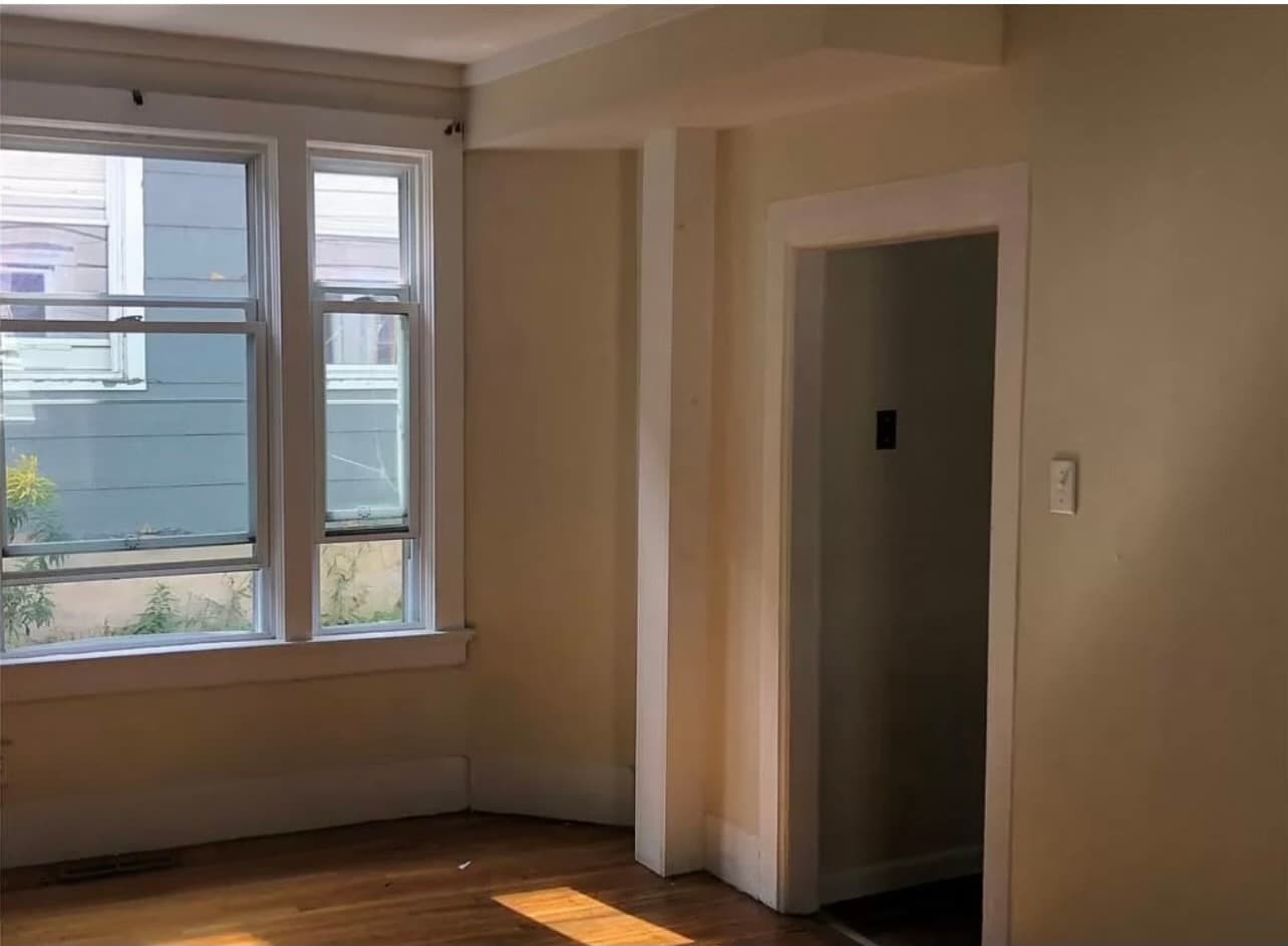 Building Photo - 64 Ontario St