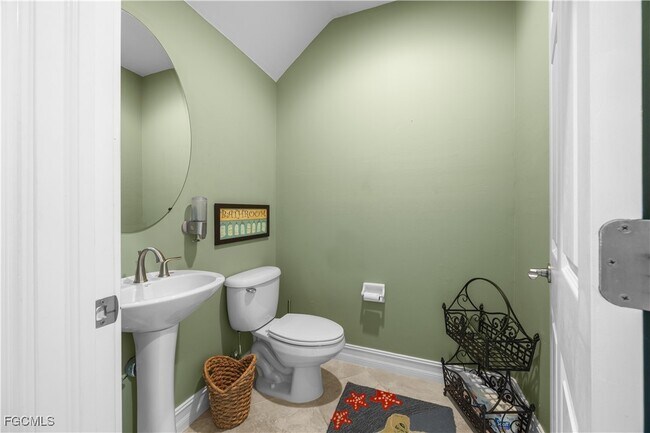 Building Photo - 8250 Sumner Ave