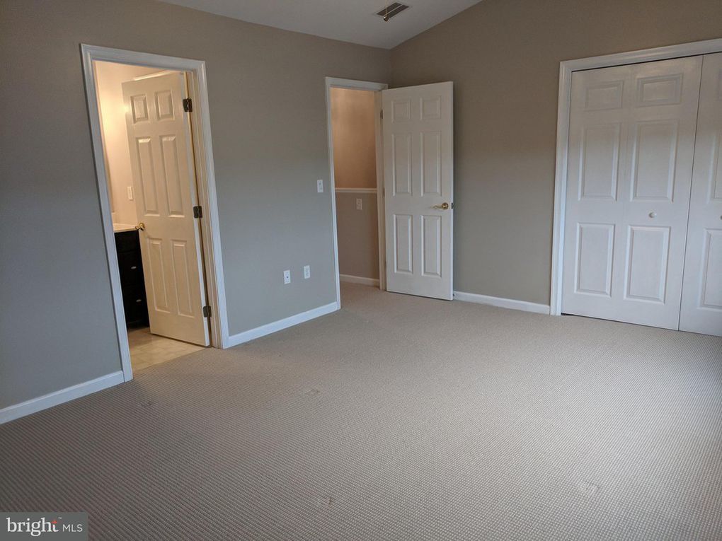master bedroom - 7230 Clearfield St
