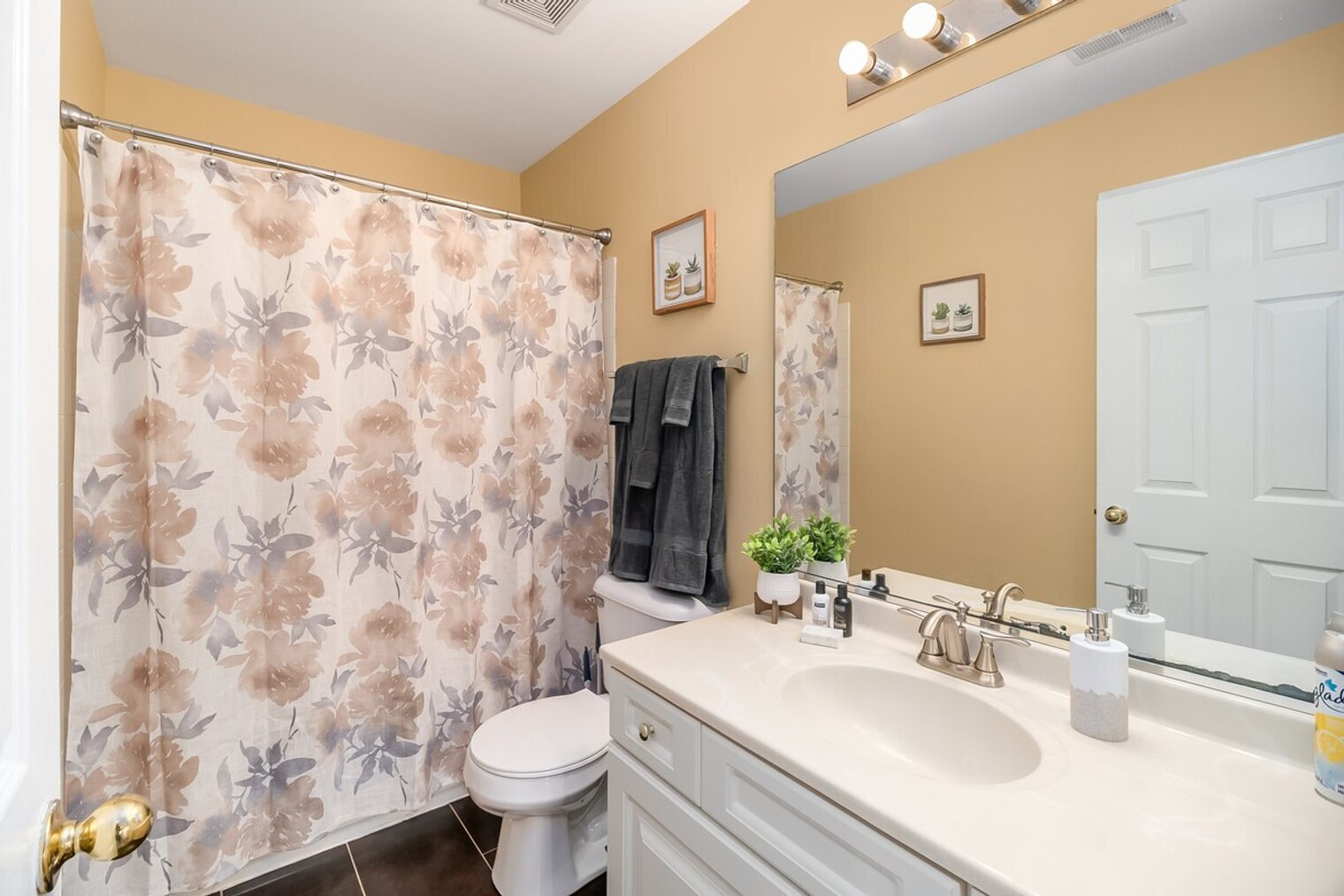 Building Photo - 2485 Red Hawk Ridge Ct