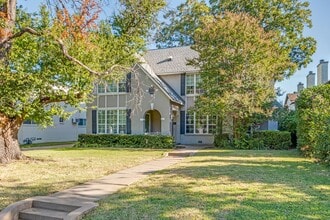 Building Photo - 3912 Rawlins St