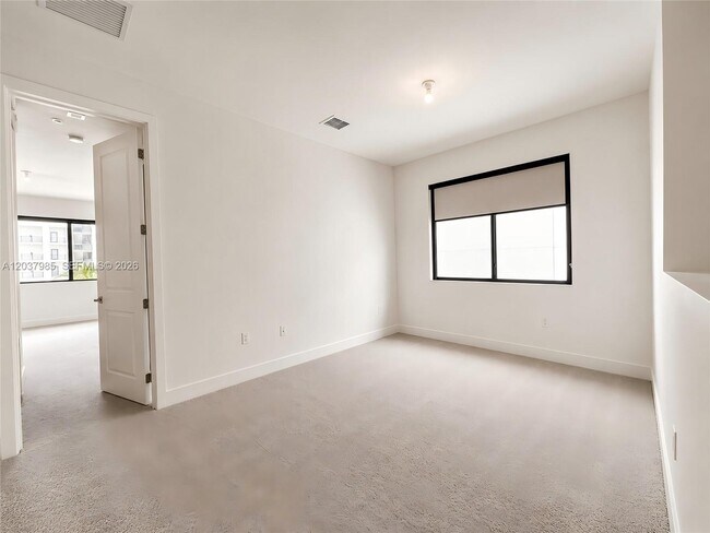 Building Photo - 8185 NW 42nd St