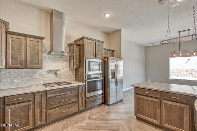 Building Photo - 14945 Tierra Haven Ave