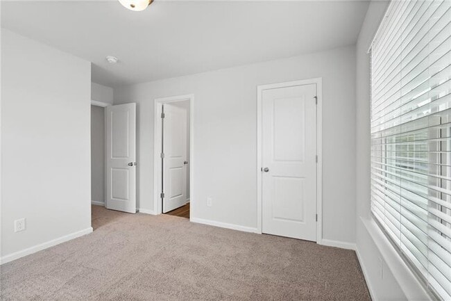 Building Photo - 4945 Shipley Ave