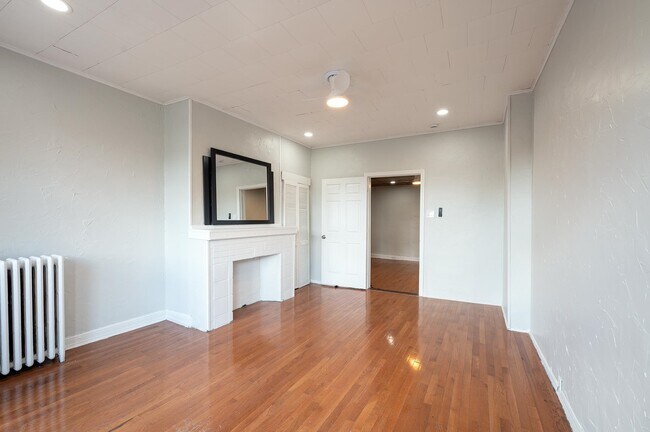 Building Photo - 85 Palisade Ave