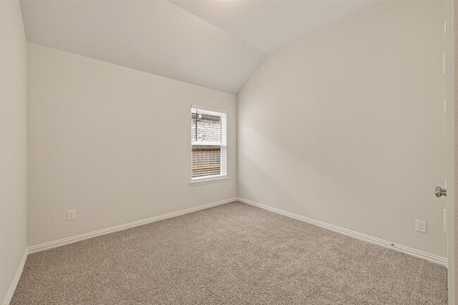 Building Photo - 6123 Severson Lake Ct