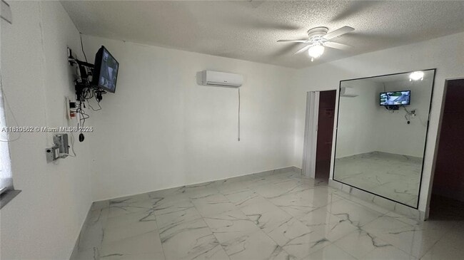 Building Photo - 13060 SW 262nd Terrace