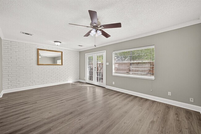 Building Photo - 14535 Misty Meadow Ln