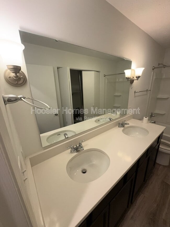 Building Photo - 1347 Norfolk Cir