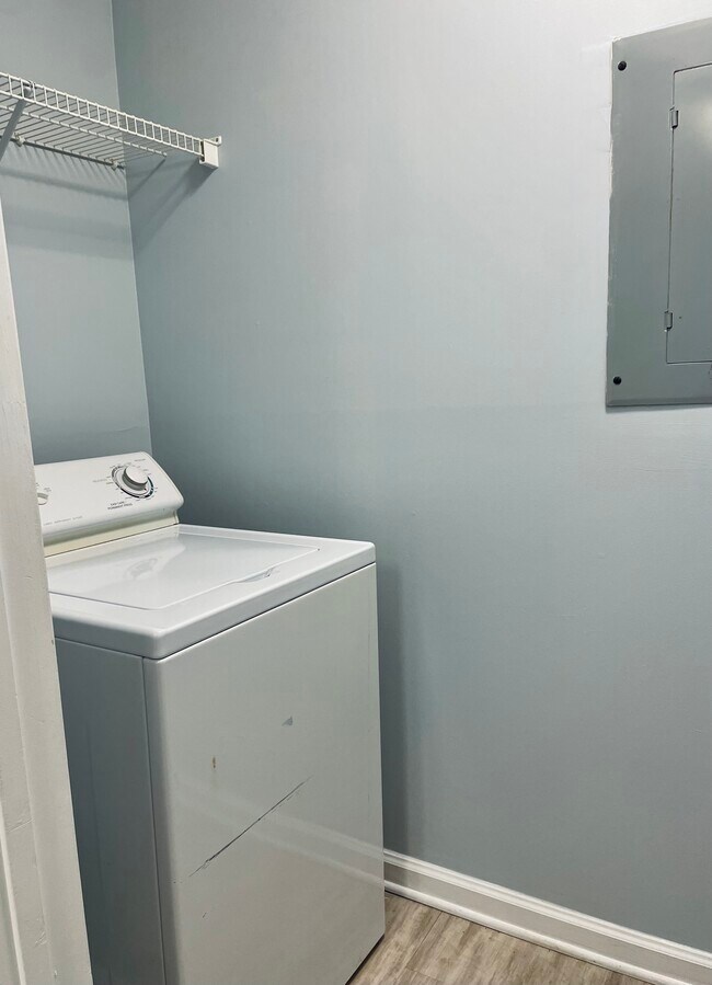 Building Photo - 1231 Ladys Island Dr