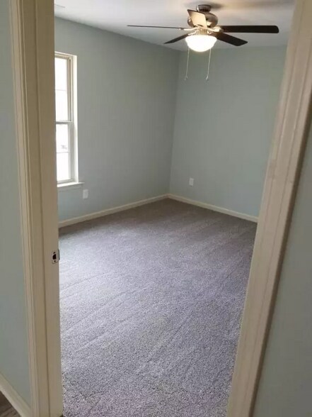 Building Photo - 301 Rollins St