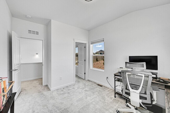 Building Photo - 4027 E 98th Pl