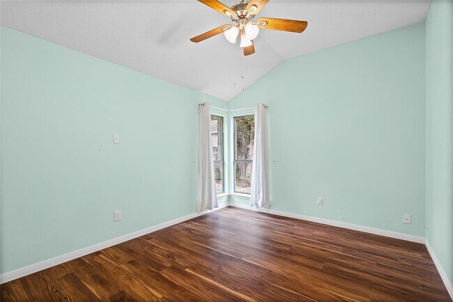 Building Photo - 2408 Windrift Way
