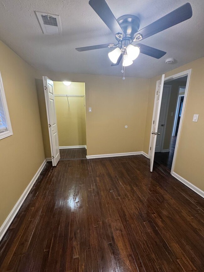 Building Photo - Beautifully Renovated 2 Bedroom, 2 Bathroom Home in the Heart of Martinez