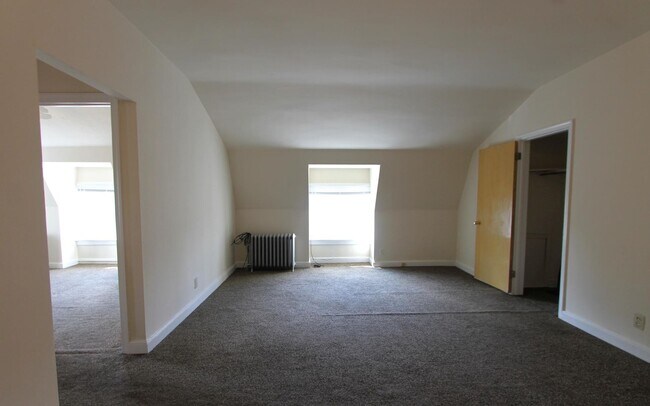 Building Photo - 7174 Germantown Ave