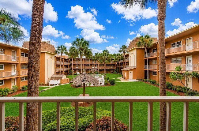 Building Photo - 12760 Indian Rocks Rd