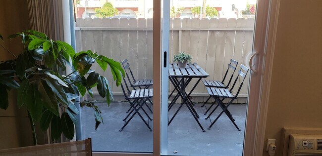 Interior Photo - Magnolia Apartments - Your Sherman Oaks Retreat!