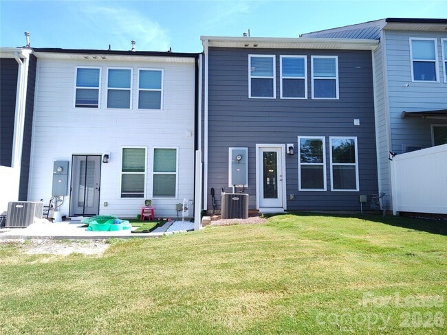 Building Photo - 1238 Pebble Grove Dr