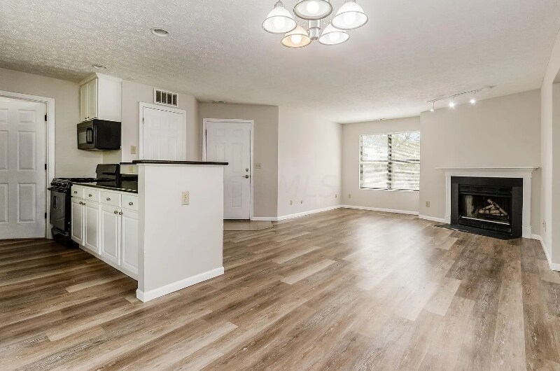 Building Photo - 5340 Darlington Rd