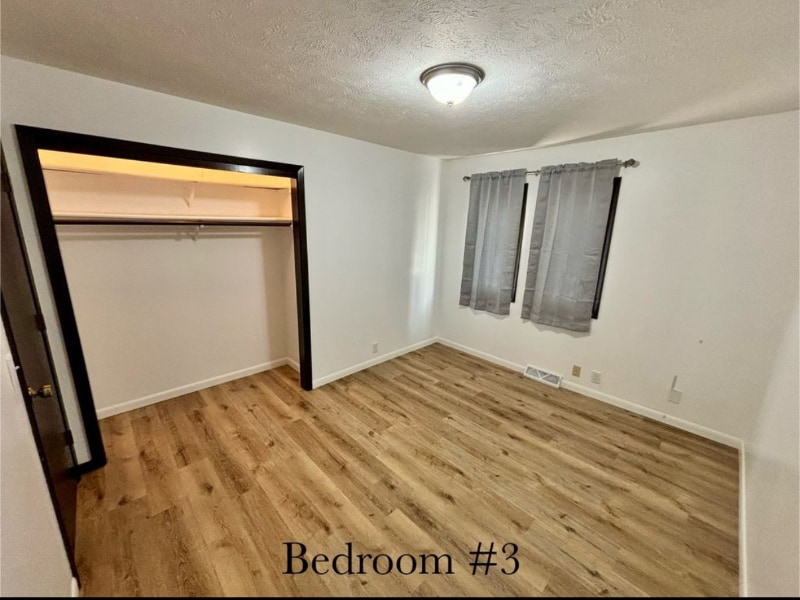 Building Photo - 14112 Pine St