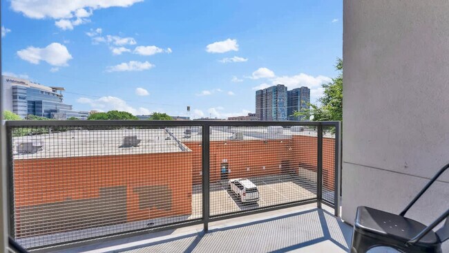 Building Photo - 2901 Indiana St