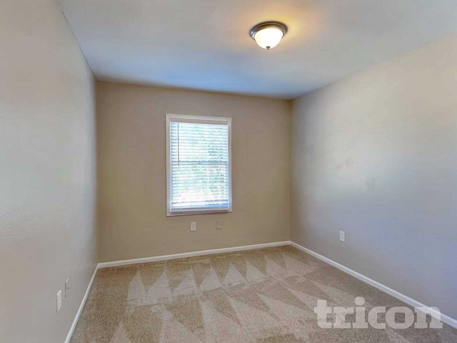 Building Photo - 1439 Leafwood Ct