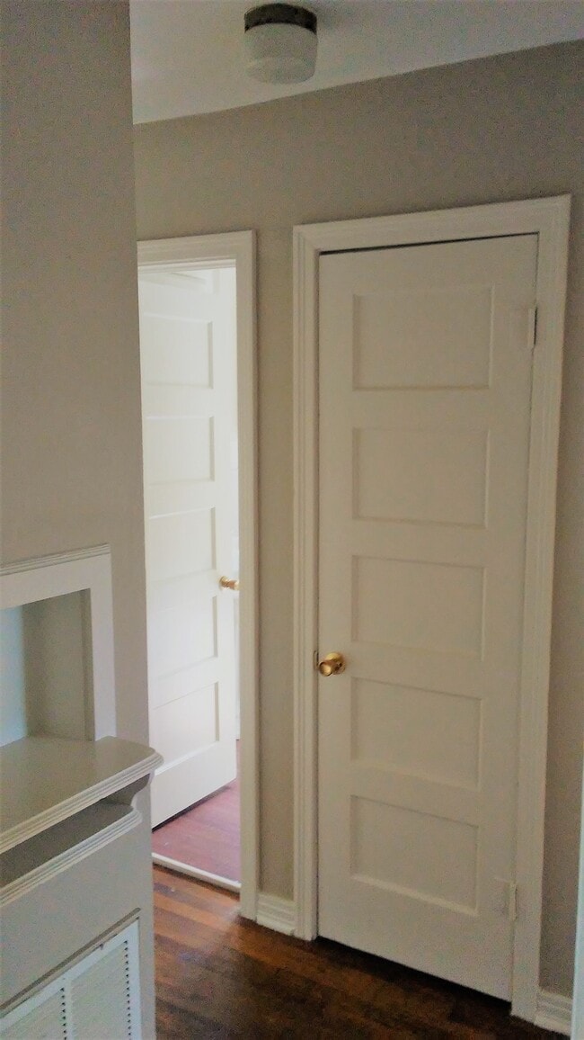 Building Photo - 15585 TX-36